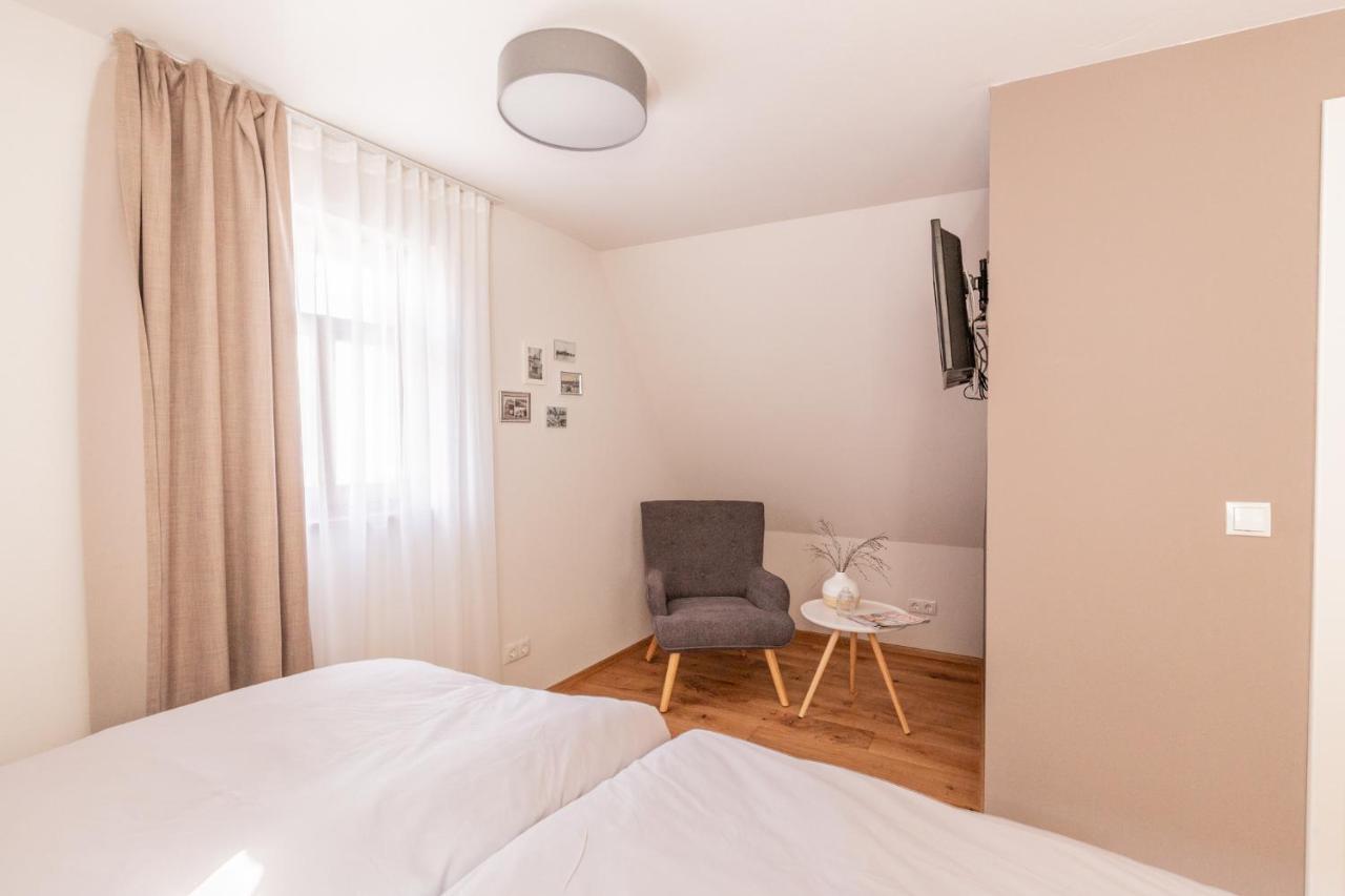 Hotel Maindrei - Schlafen Am Fluss Margetshöchheim Zewnętrze zdjęcie